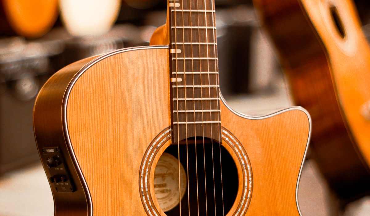 Setting Up Your Bouzouki for Folk Music